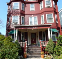 A Friendly Inn at Harvard - USA Accommodation