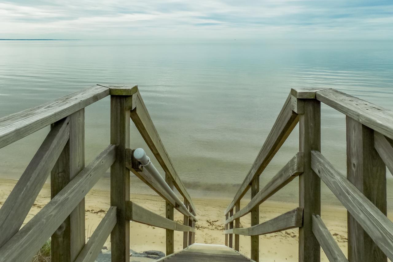 2 Bed 1 Bath Vacation Home In Eastham - thumb 2