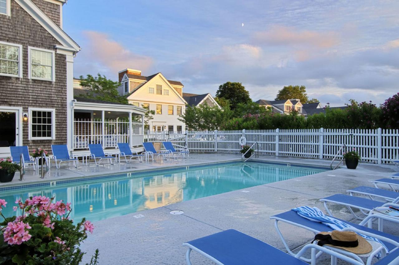 Chatham Wayside Inn - thumb 1