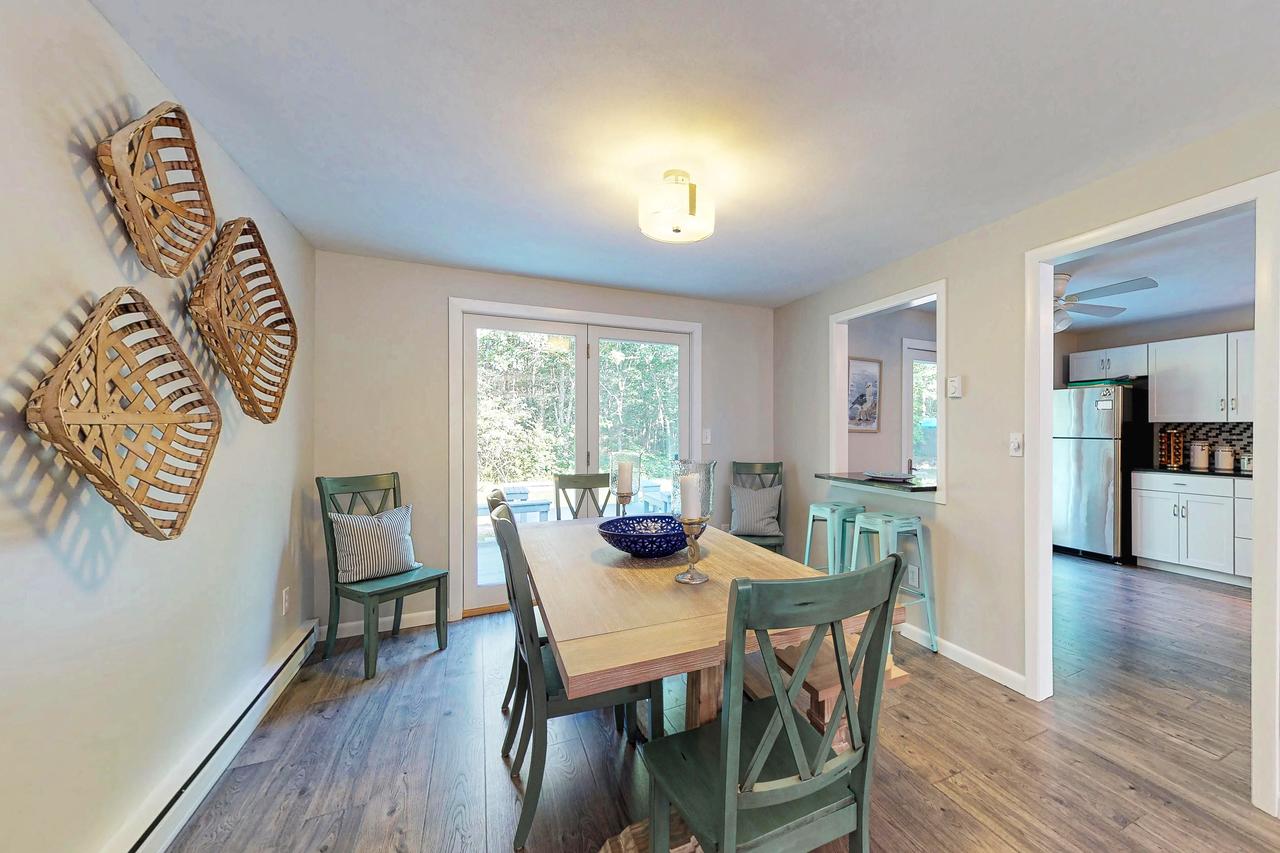 3 Bed 2 Bath Vacation Home In West Tisbury - thumb 14