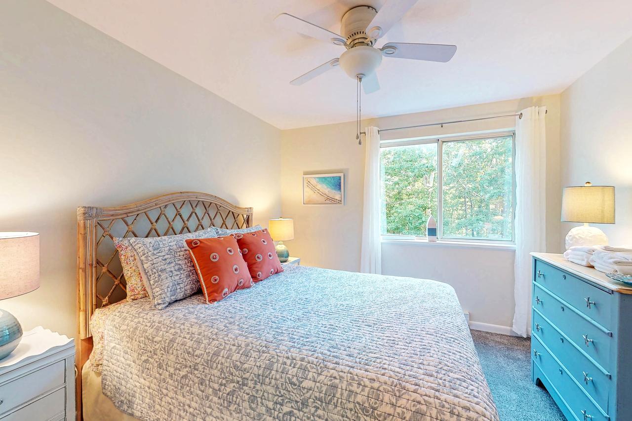 3 Bed 2 Bath Vacation Home In West Tisbury - thumb 18