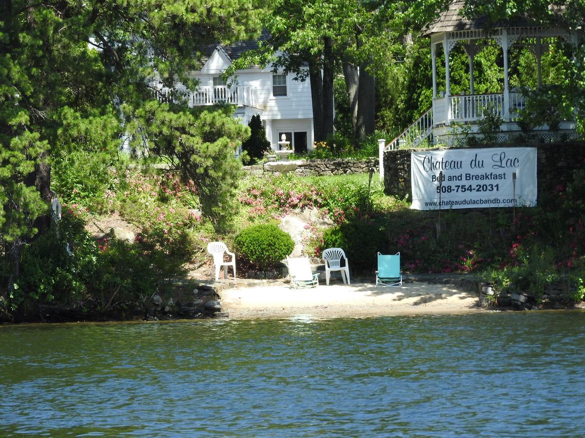 Chateau Du Lac Bed And Breakfast - thumb 2