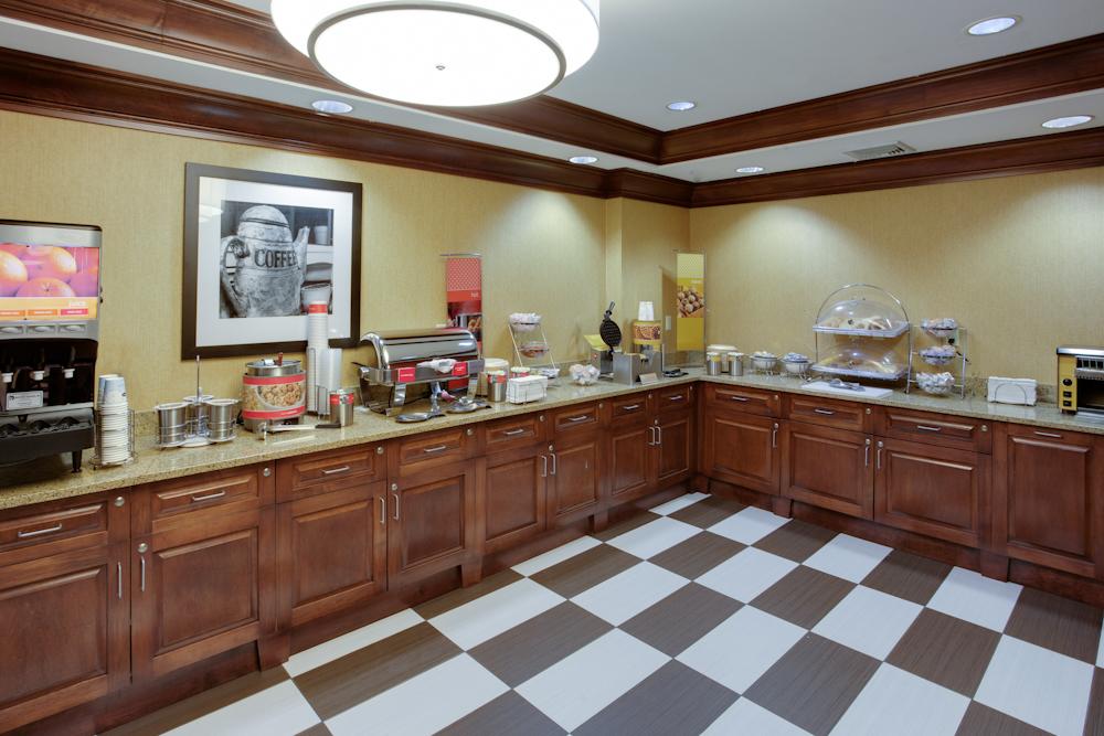 Hampton Inn Auburn - thumb 12