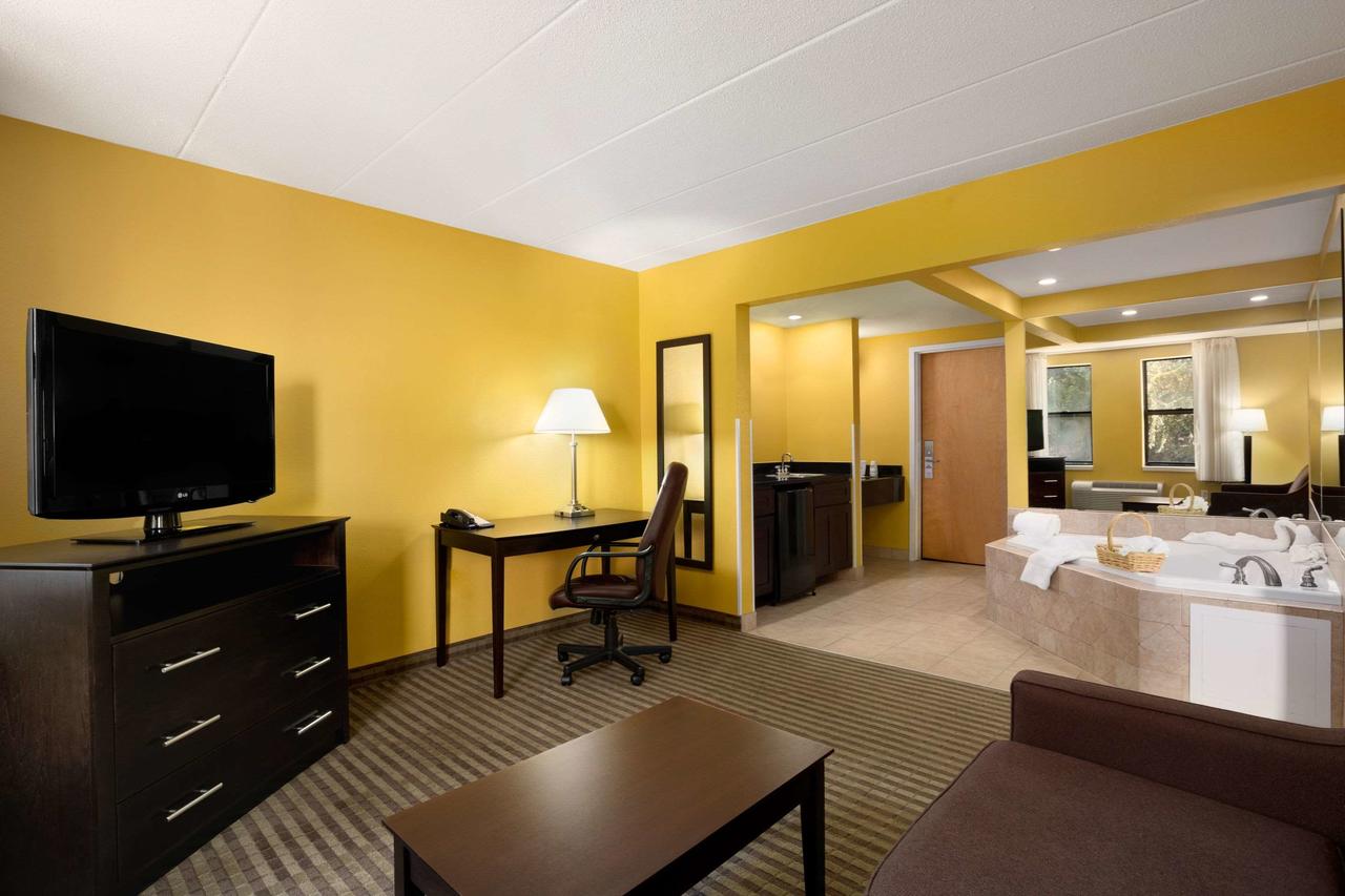 Quality Inn Middleboro-Plymouth - thumb 16
