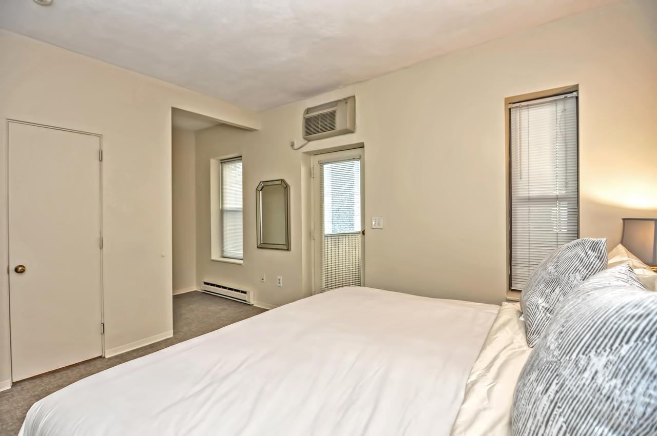 Back Bay Apartments By Barsala - thumb 9