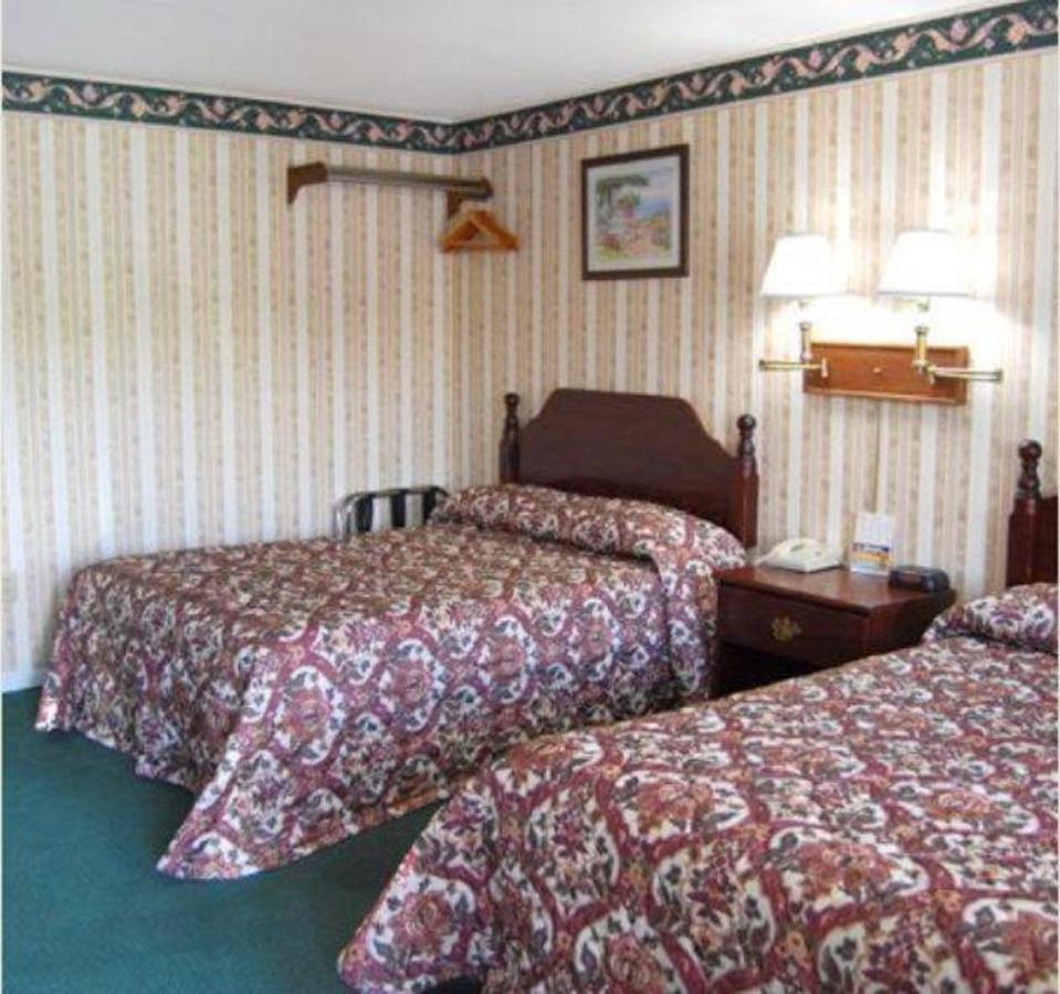Lenox Inn - thumb 10