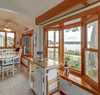 A Slice of Heaven in Falmouth - USA Accommodation