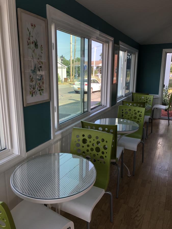 SeaCoast Inn - thumb 9