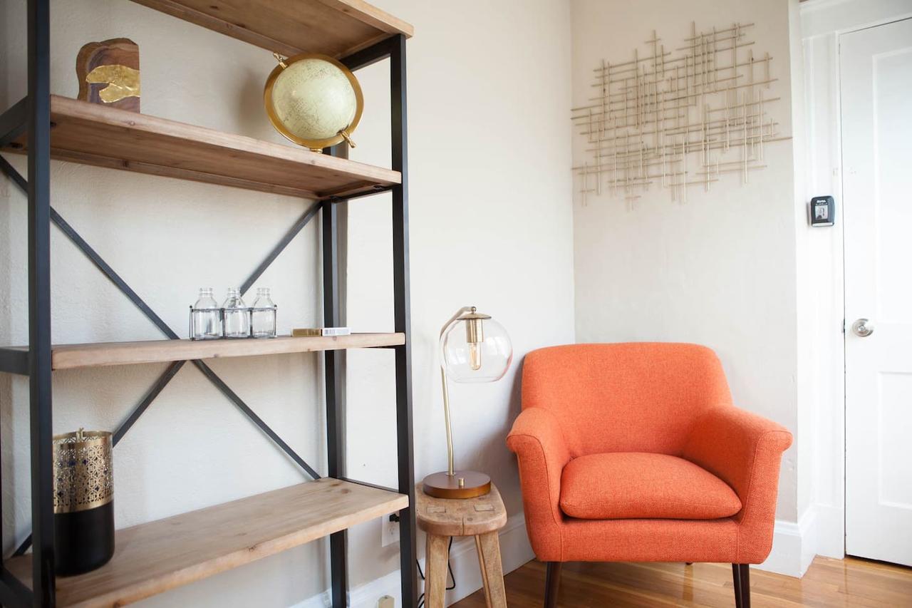 Family Friendly Minutes To Downtown, University & Hospital - thumb 3