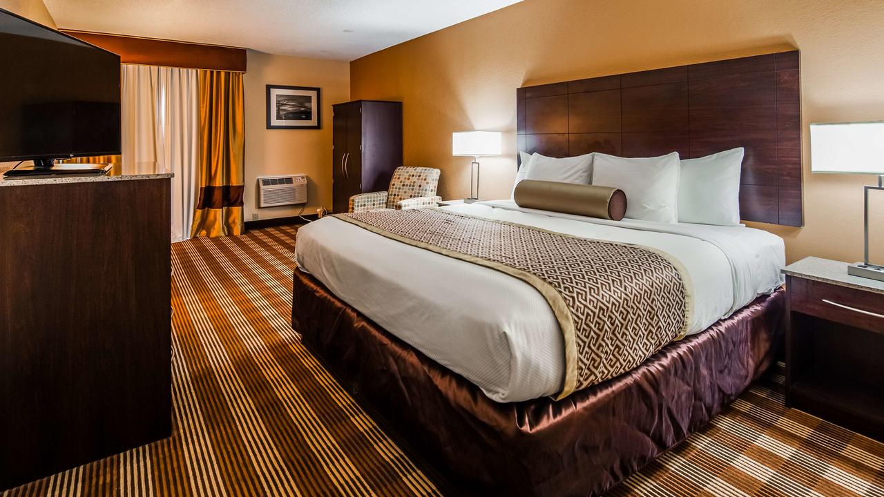 Best Western Cape Cod Hotel - thumb 2