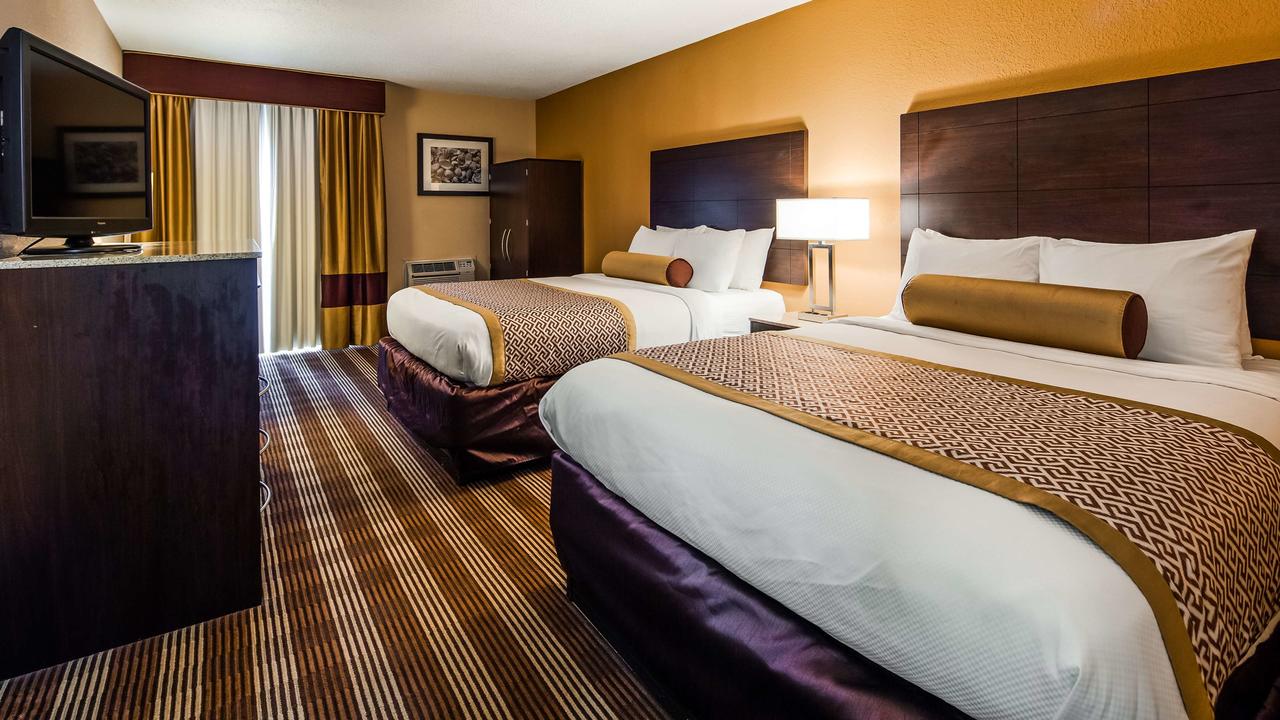 Best Western Cape Cod Hotel - thumb 11