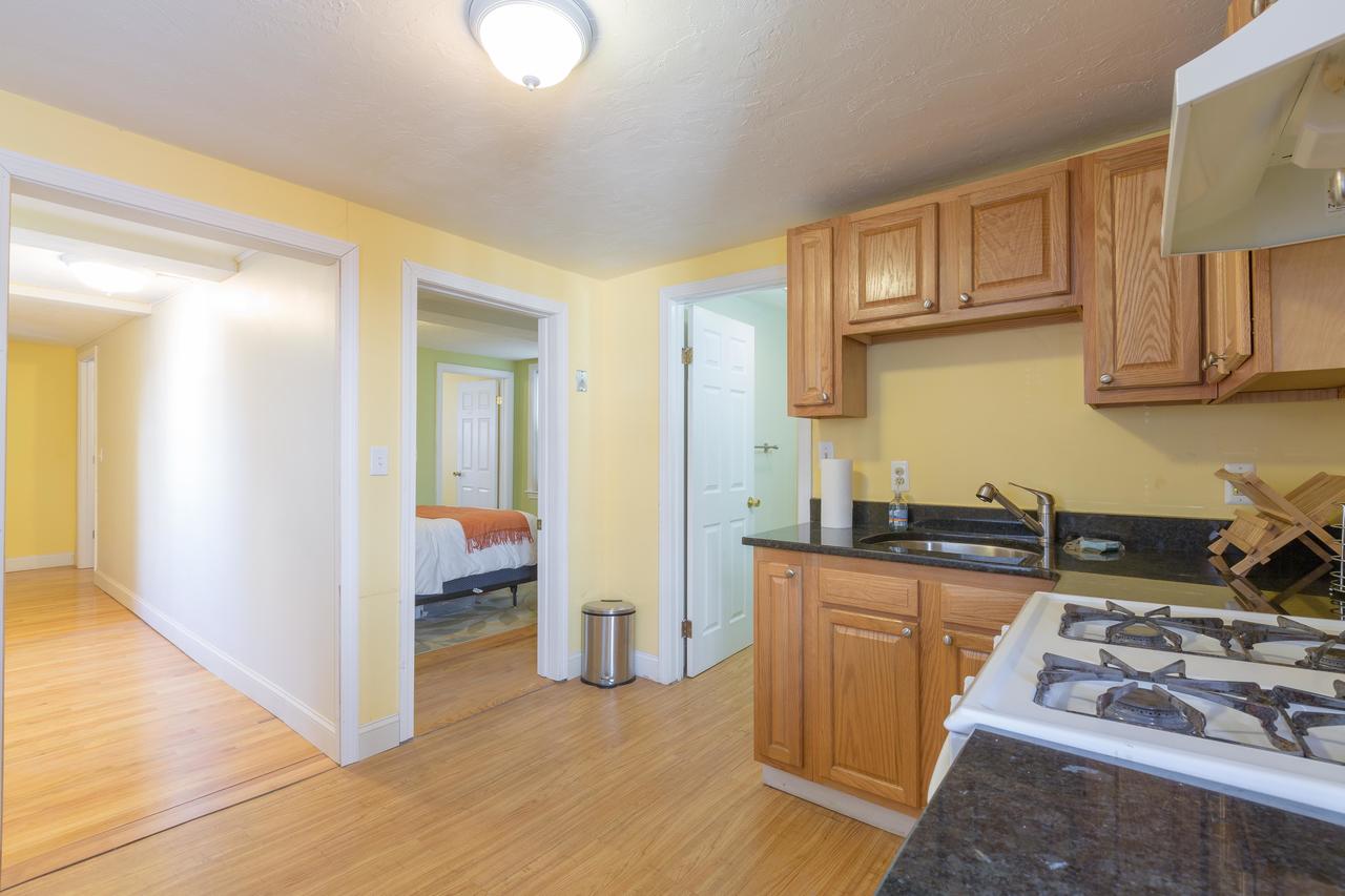 1 Bedroom Apartments Near Kendall Square - thumb 12