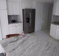 Cape Home - walk to beach - USA Accommodation