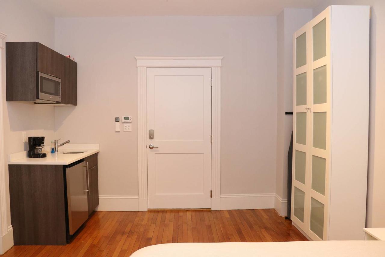 A Stylish Stay W/ A Queen Bed, Heated Floors.. #35 - thumb 8