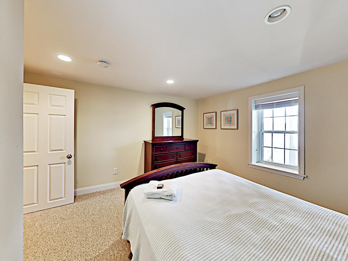 33 Sunset Home Home - thumb 17