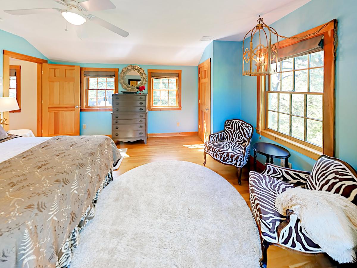 32 Crosby Lane Home - thumb 8