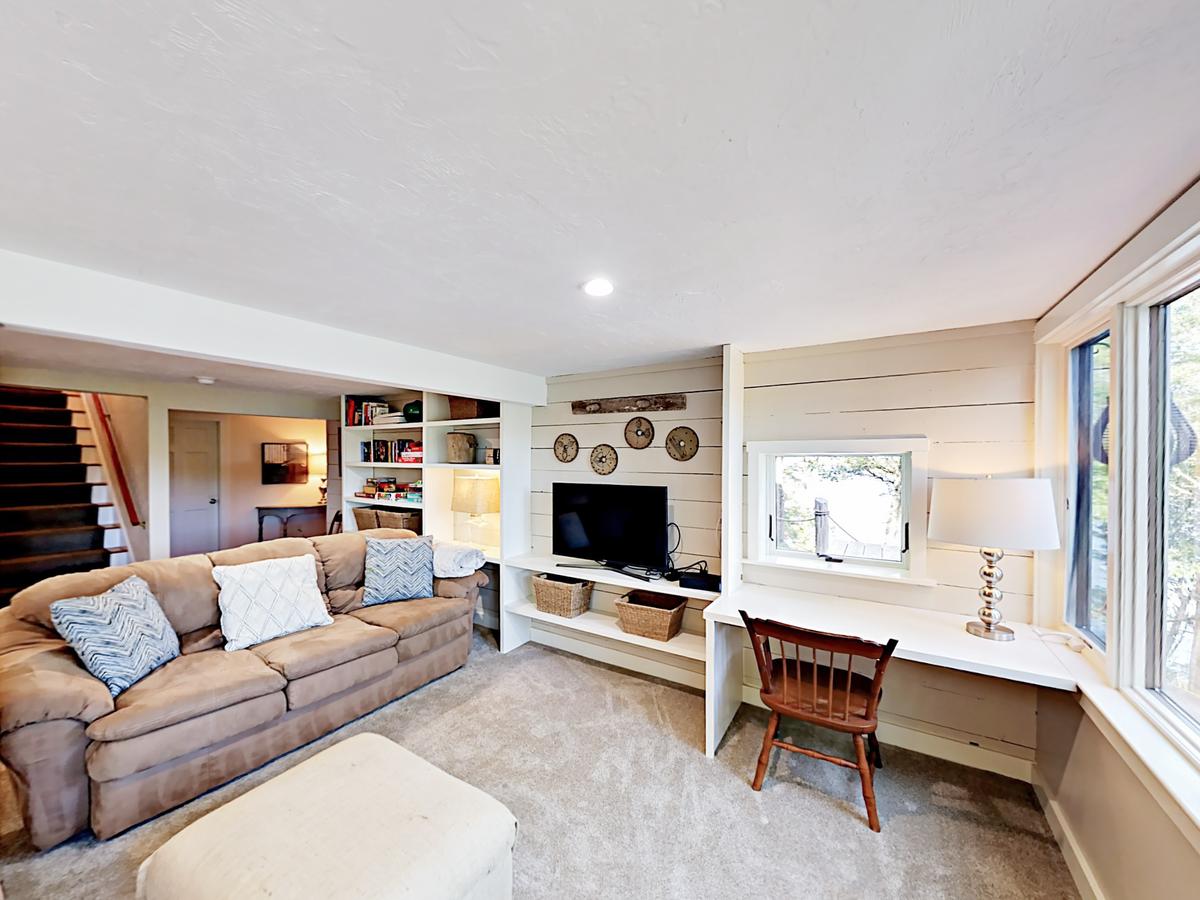 32 Crosby Lane Home - thumb 14