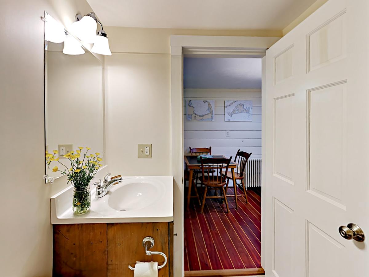 32 Crosby Lane Home - thumb 7