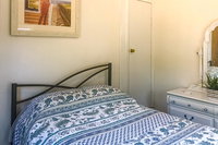 3 Bed 1 Bath Vacation home in West Yarmouth Tourism Bookings