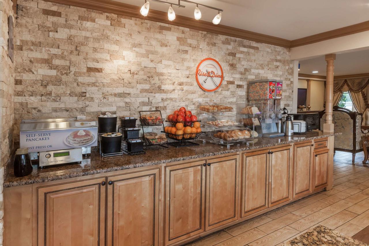 Howard Johnson By Wyndham Romulus Detroit Metro Airport - thumb 28