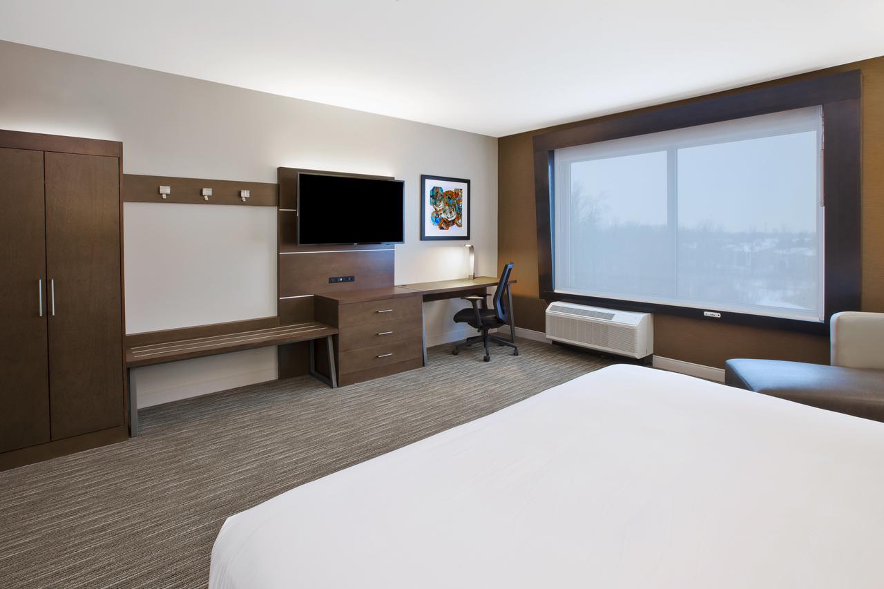Holiday Inn Express & Suites - Okemos - University Area - thumb 1