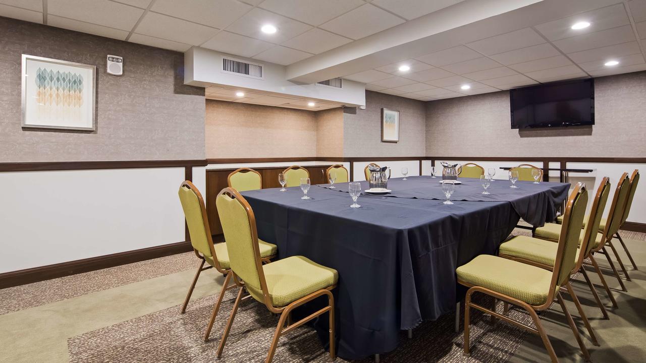 Best Western Premier Detroit Southfield Hotel - thumb 44