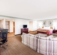 Ramada by Wyndham Lansing Hotel  Conference Center - Tourism Bookings