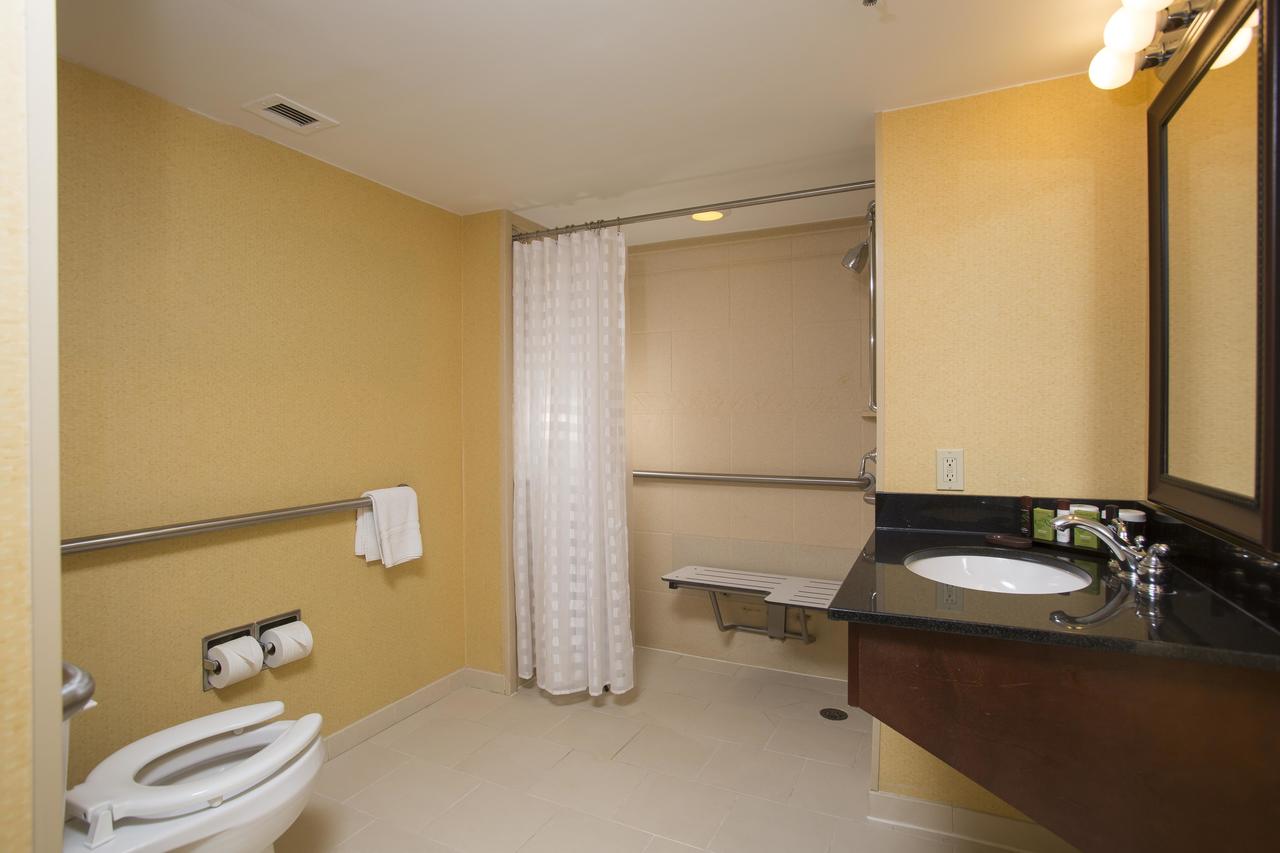 Embassy Suites By Hilton Detroit Troy Auburn Hills - thumb 1