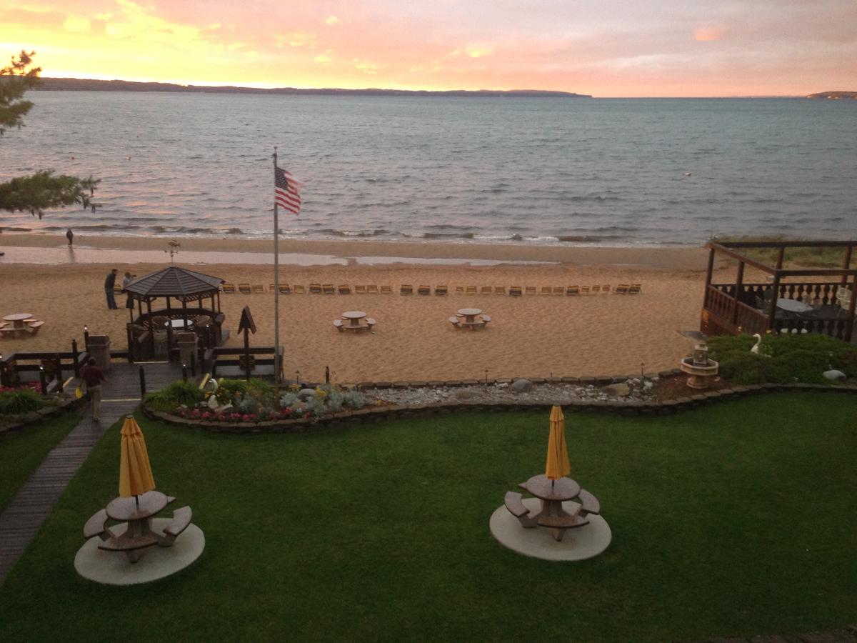 The Beach Haus - Traverse City - thumb 14