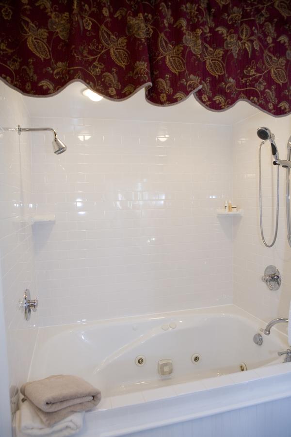 The Belvedere Inn & Restaurant - thumb 23