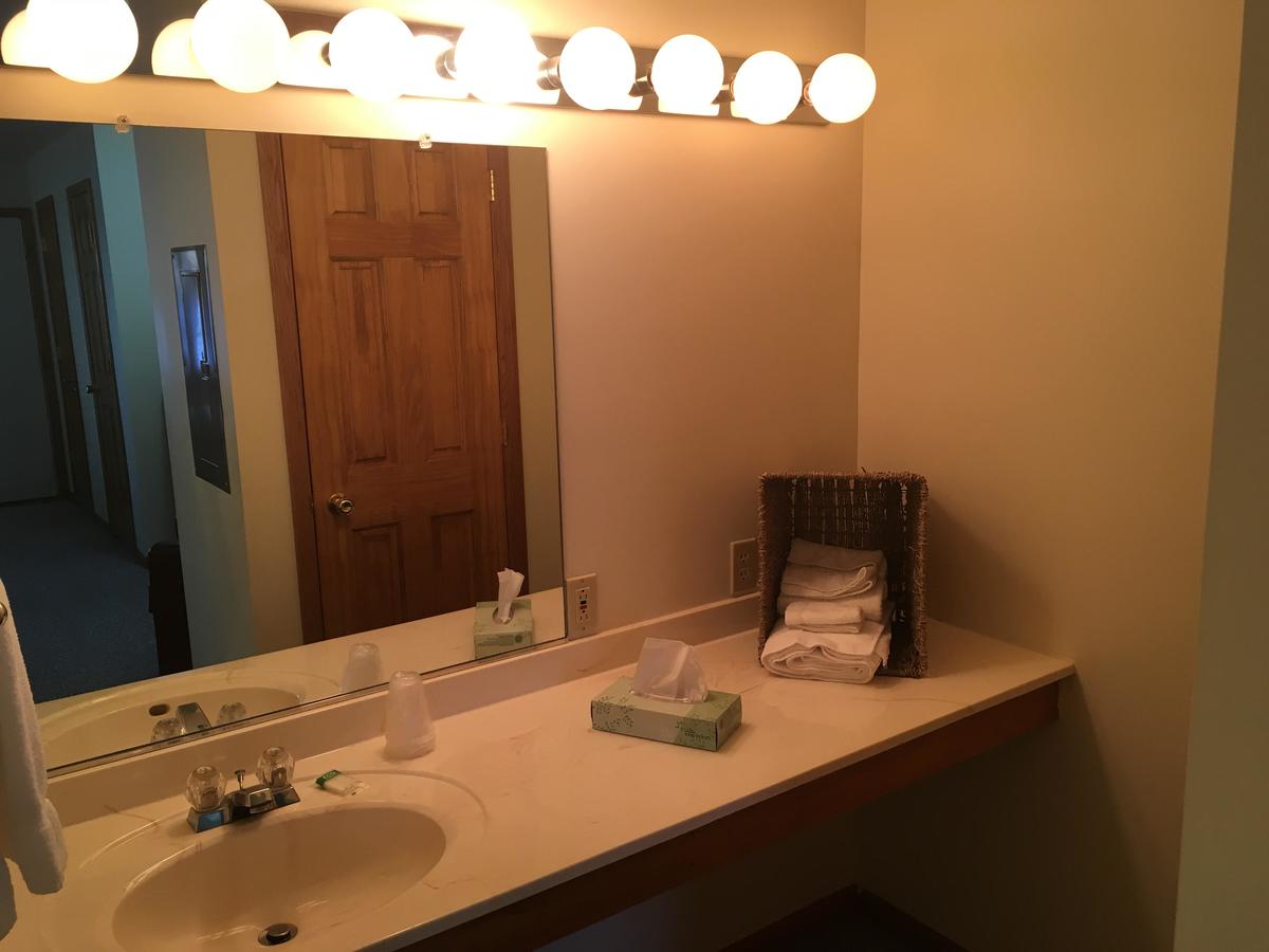 Village Inn Motel - thumb 2