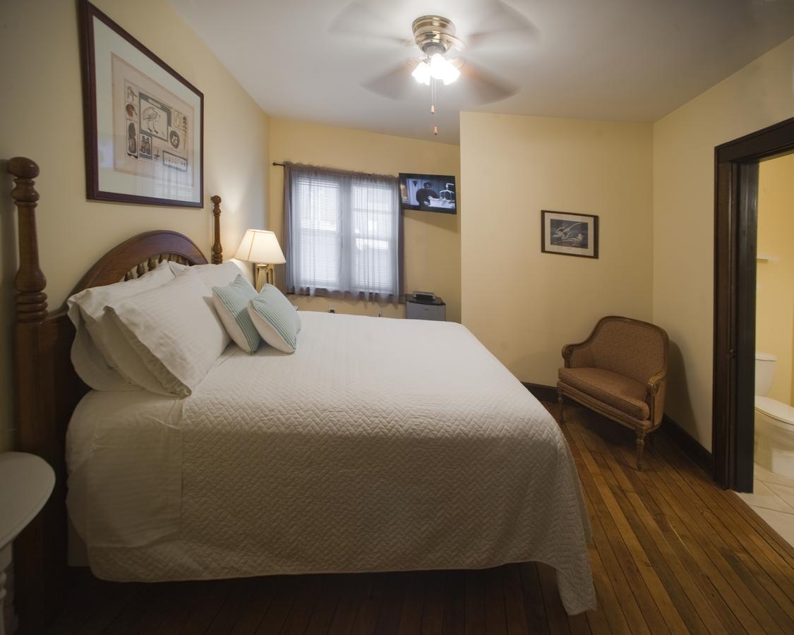 Historic Hotel Nichols - thumb 20