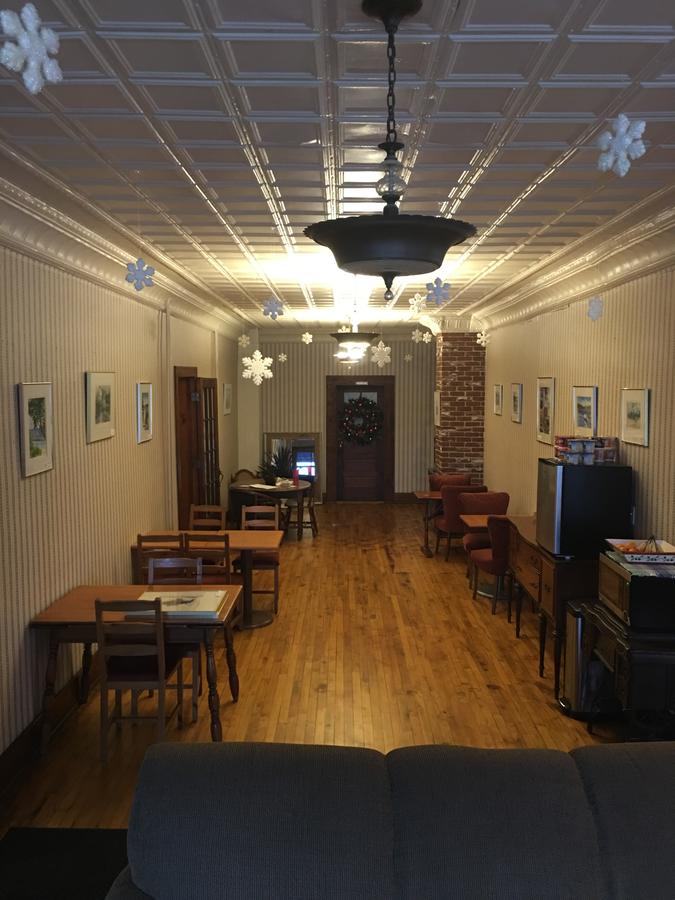 Historic Hotel Nichols - thumb 27