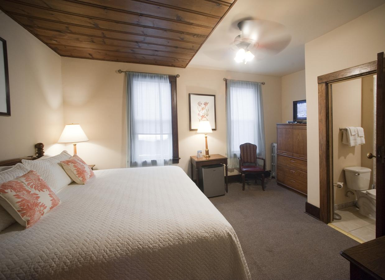 Historic Hotel Nichols - thumb 11