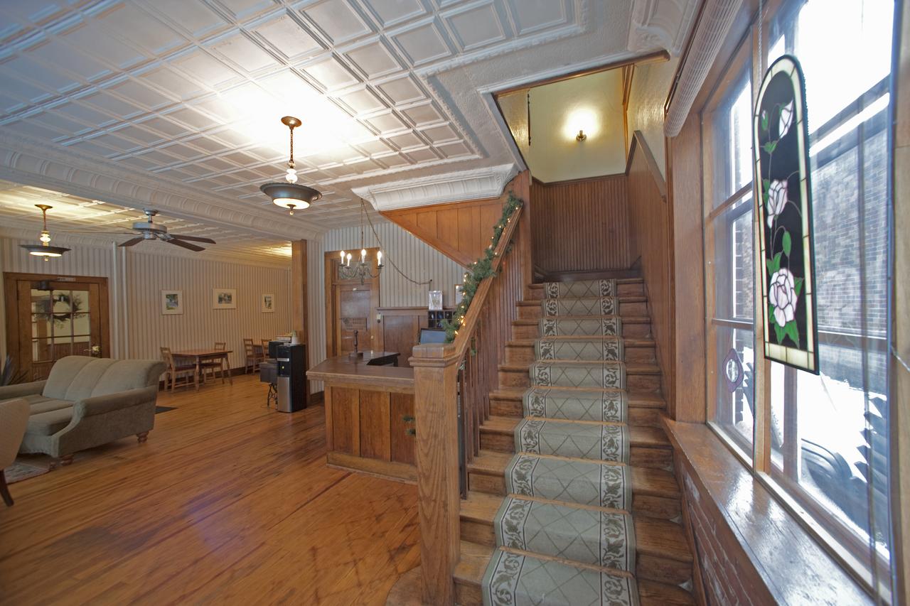 Historic Hotel Nichols - thumb 22