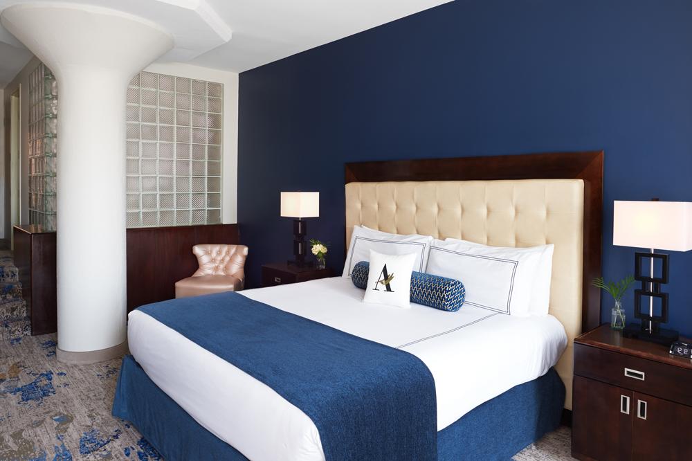 Atheneum Suite Hotel - thumb 3