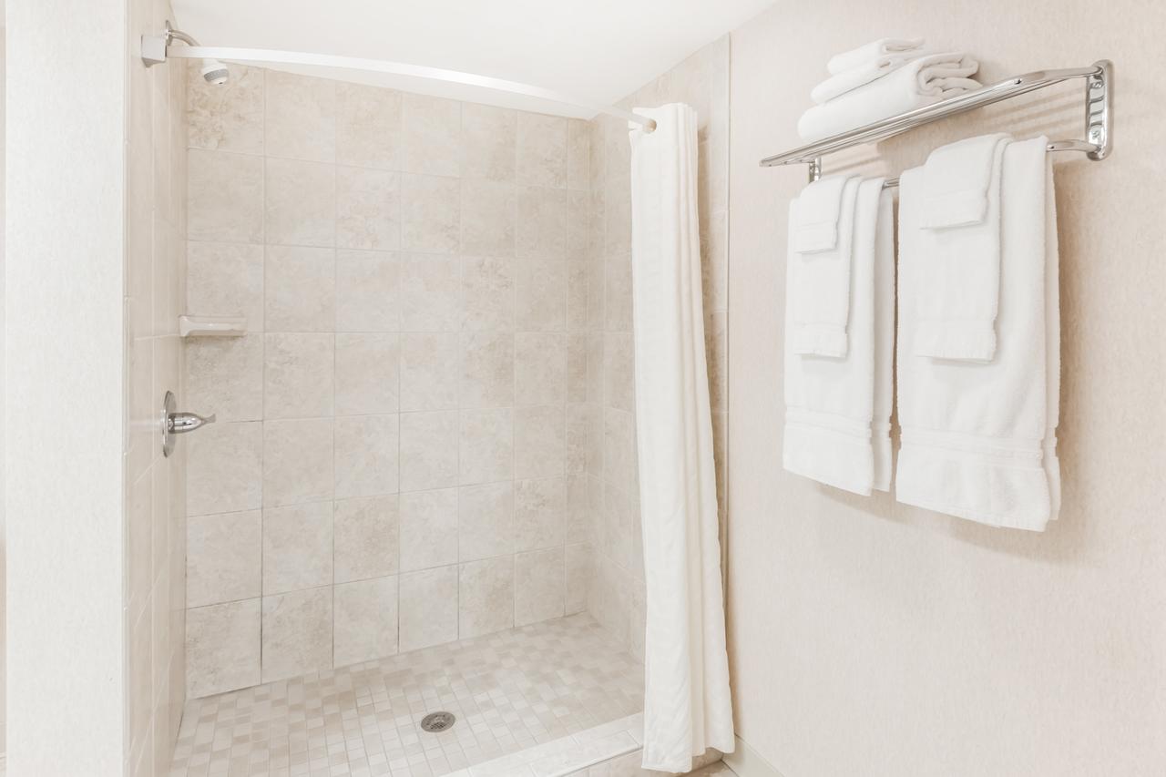 Howard Johnson By Wyndham Traverse City - thumb 7