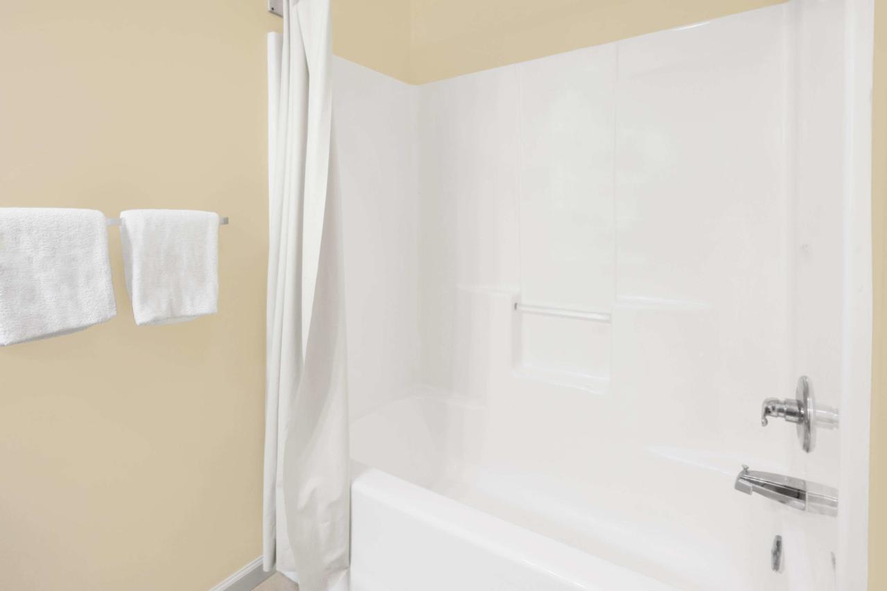 Knights Inn Kalamazoo - thumb 24