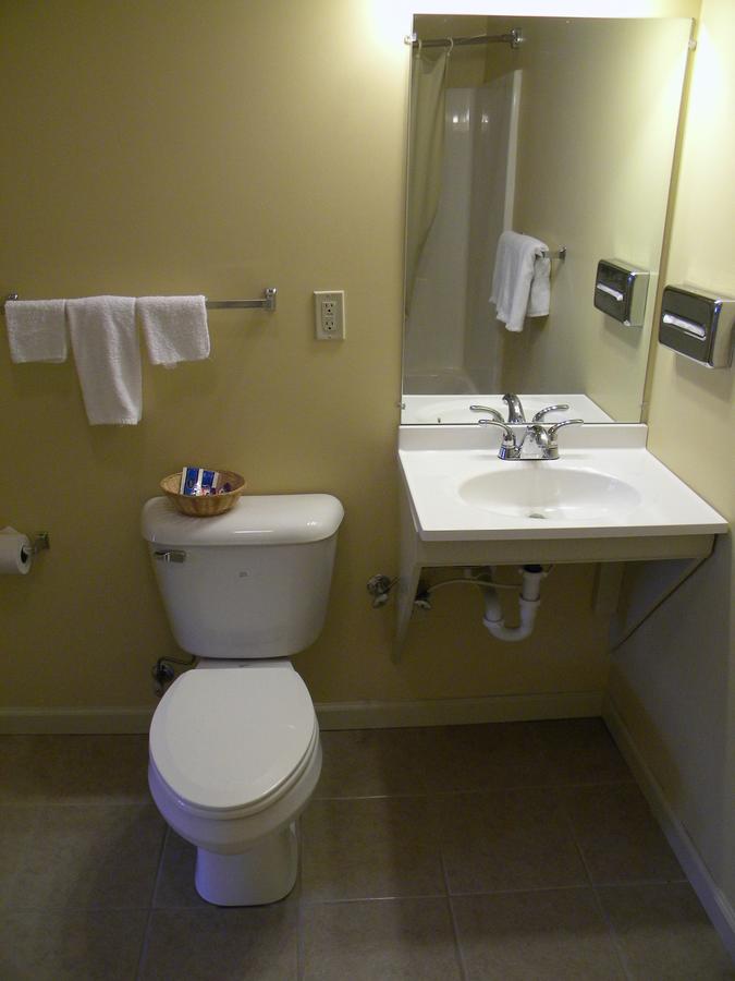 Knights Inn Kalamazoo - thumb 5