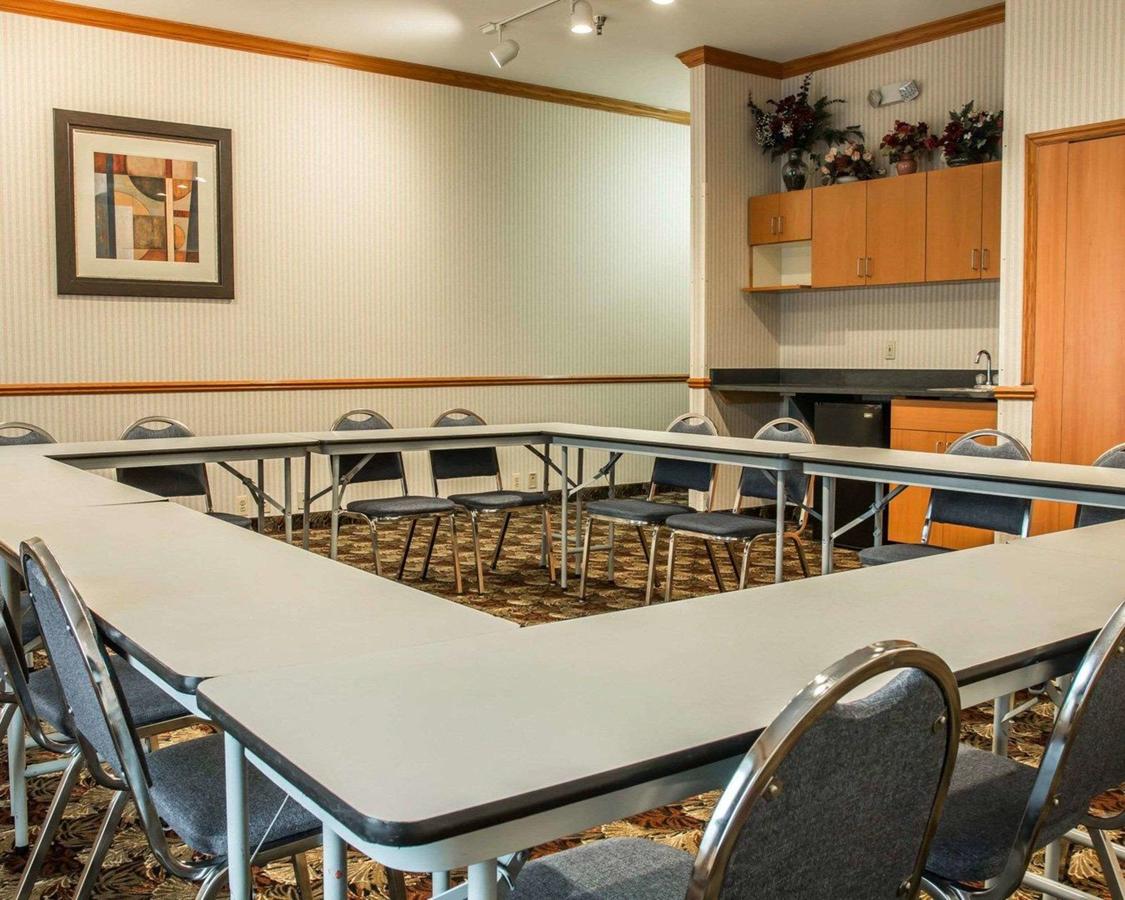 Comfort Inn & Suites Fenton - thumb 13