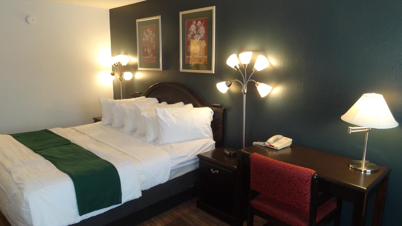 @ Michigan Inn & Lodge - thumb 6