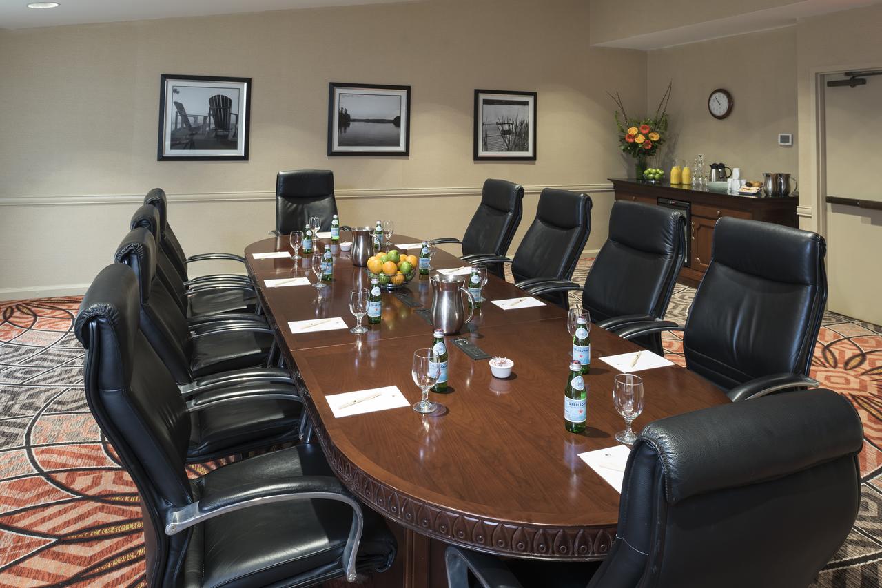 DoubleTree By Hilton Grand Rapids-Airport - thumb 19