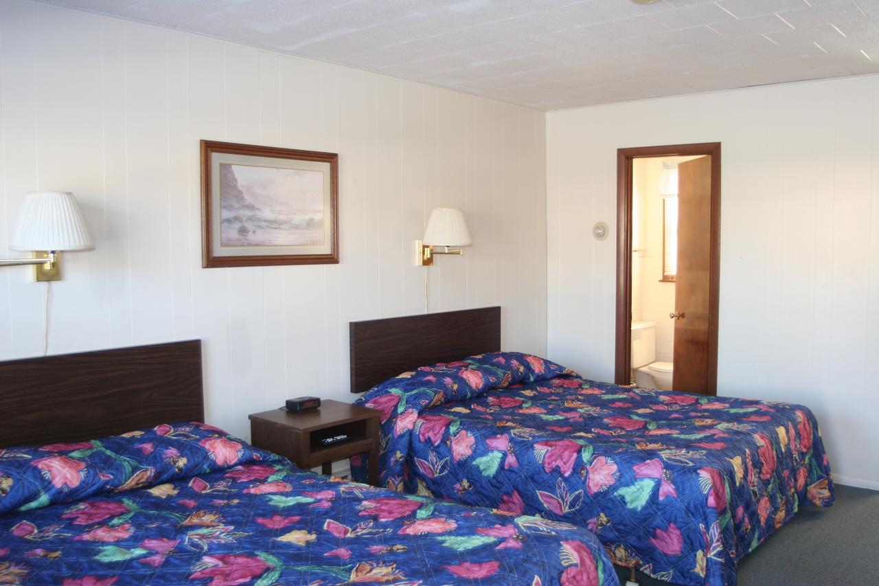 Bluffs Inn - thumb 3