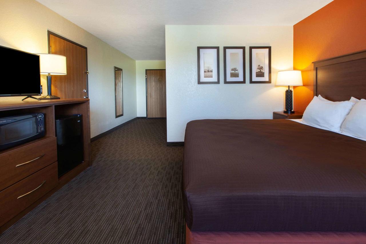 AmericInn By Wyndham Petoskey - thumb 20