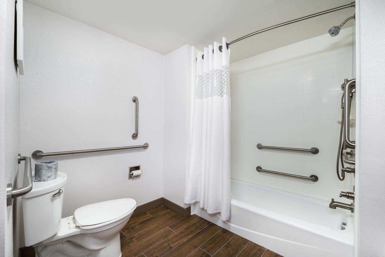 Hampton Inn & Suites Wixom/Novi/Detroit, Mi - thumb 26