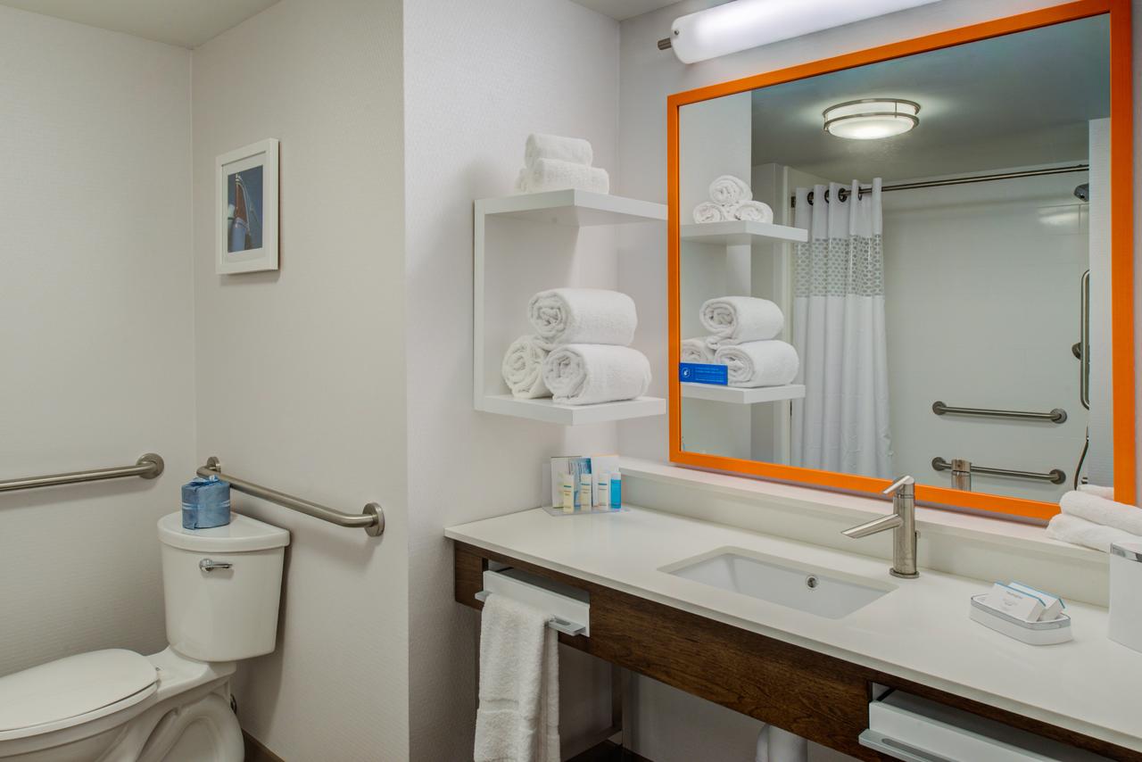 Hampton Inn & Suites Wixom/Novi/Detroit, Mi - thumb 16