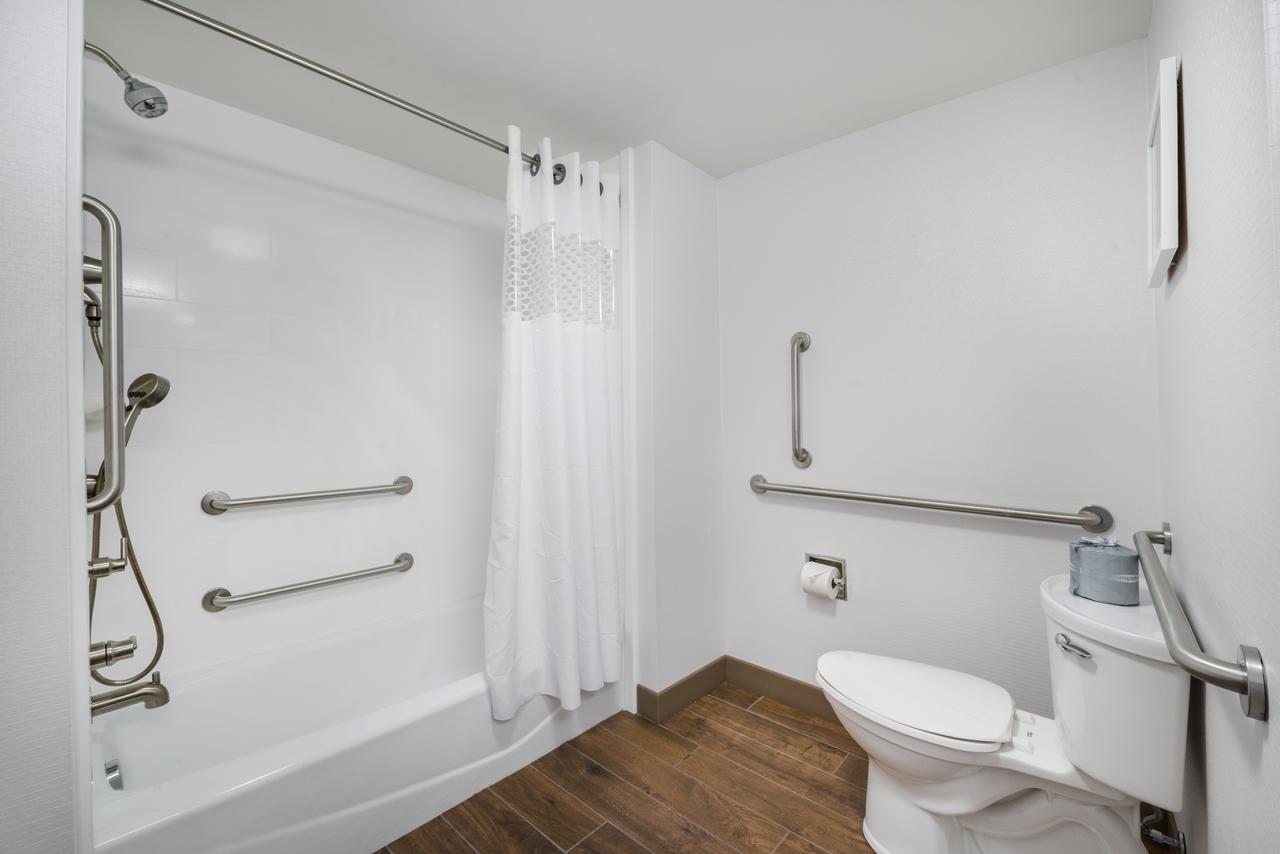 Hampton Inn & Suites Wixom/Novi/Detroit, Mi - thumb 15