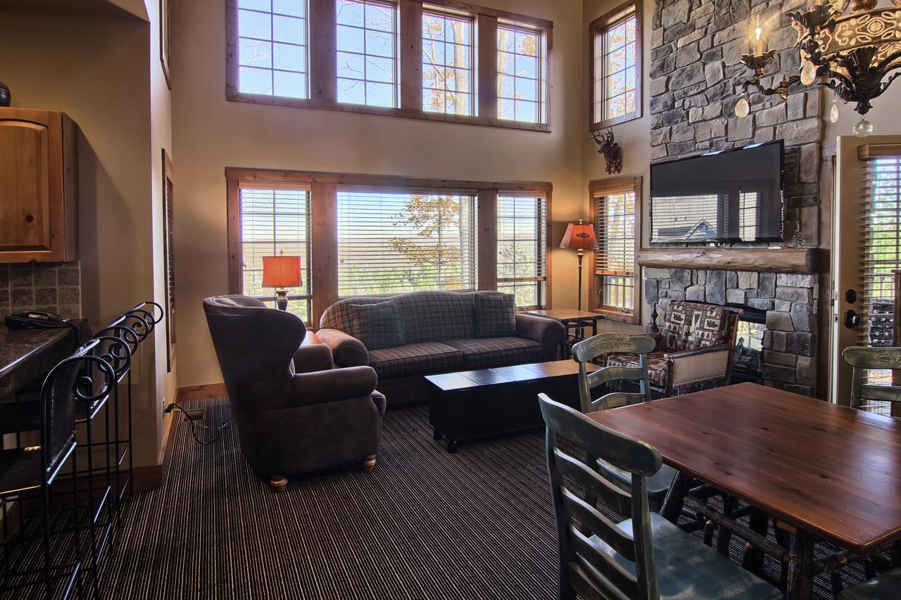 7317 Creekside Condo - thumb 8