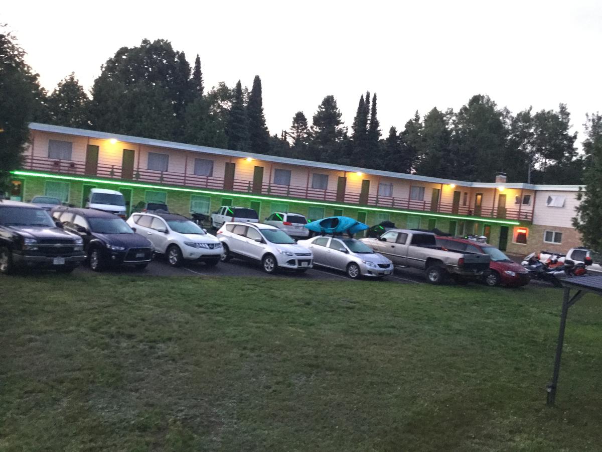 Cedars Motel - thumb 1