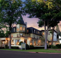 Stafford's Bay View Inn - USA Accommodation